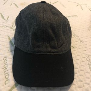 NWOT Dark Grey Nike Golf Wool Hat